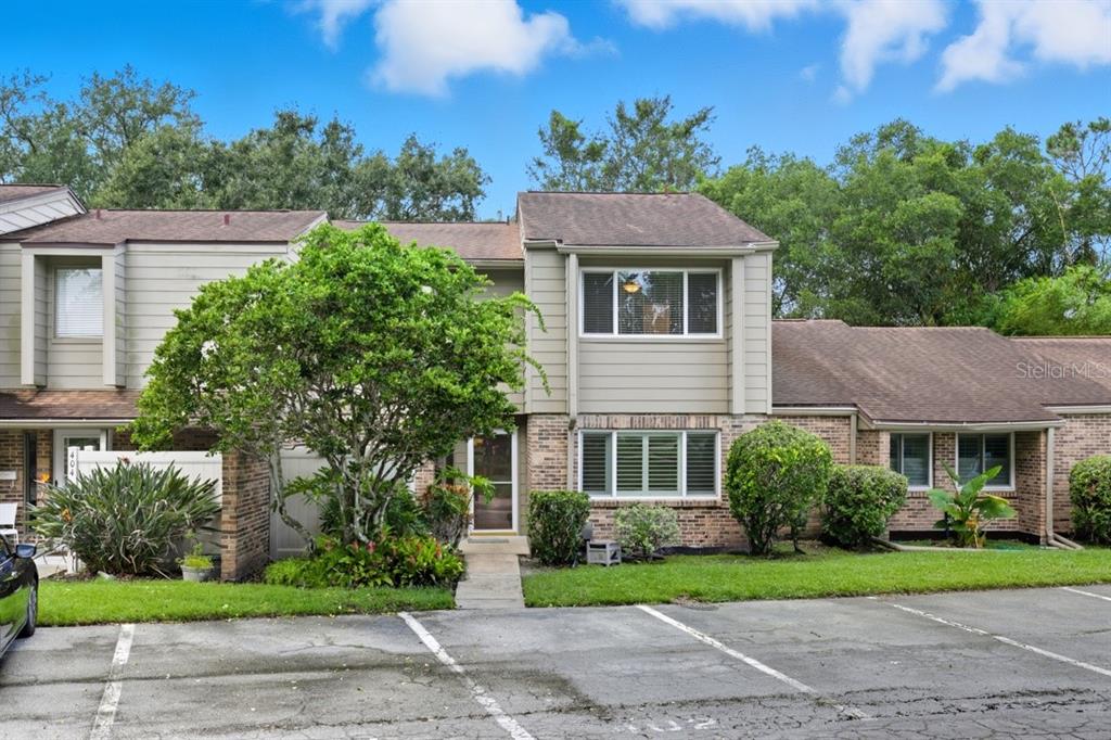 402 OAK HAVEN DRIVE UNIT 402