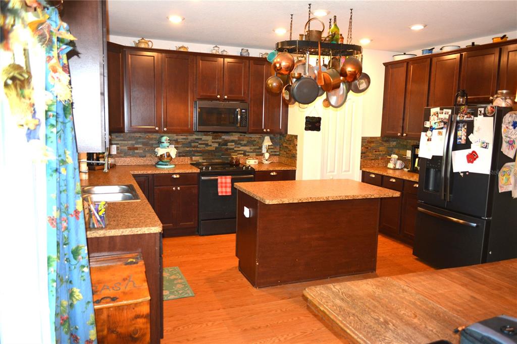 25504 TALTAL DRIVE, PUNTA GORDA, FL — photo 3 of 13