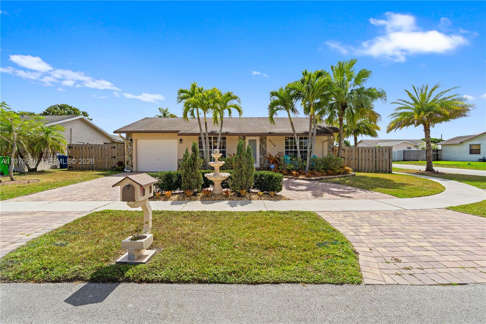 9136 NW 32nd Pl, Sunrise FL 33351