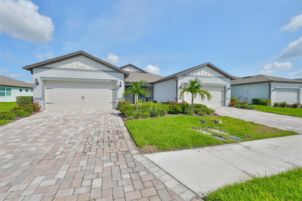 9244 BALLASTER POINTE LOOP