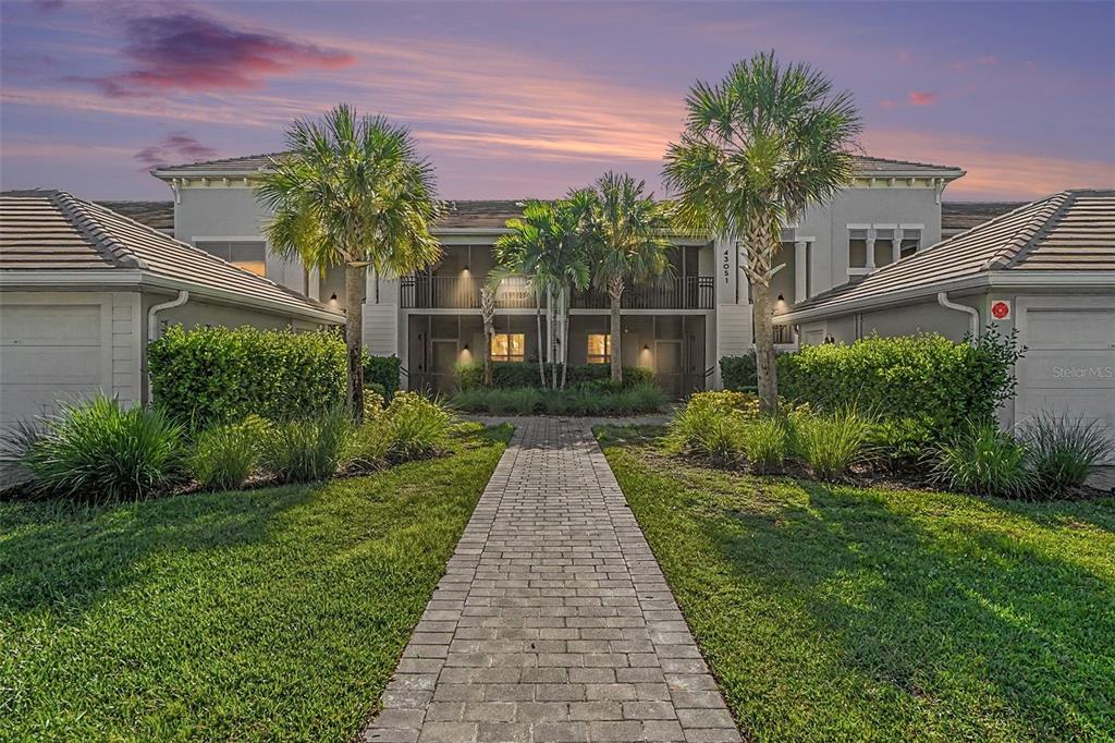 43051 GREENWAY BOULEVARD UNIT 823