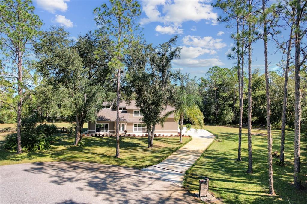 4044 RED FOX COURT