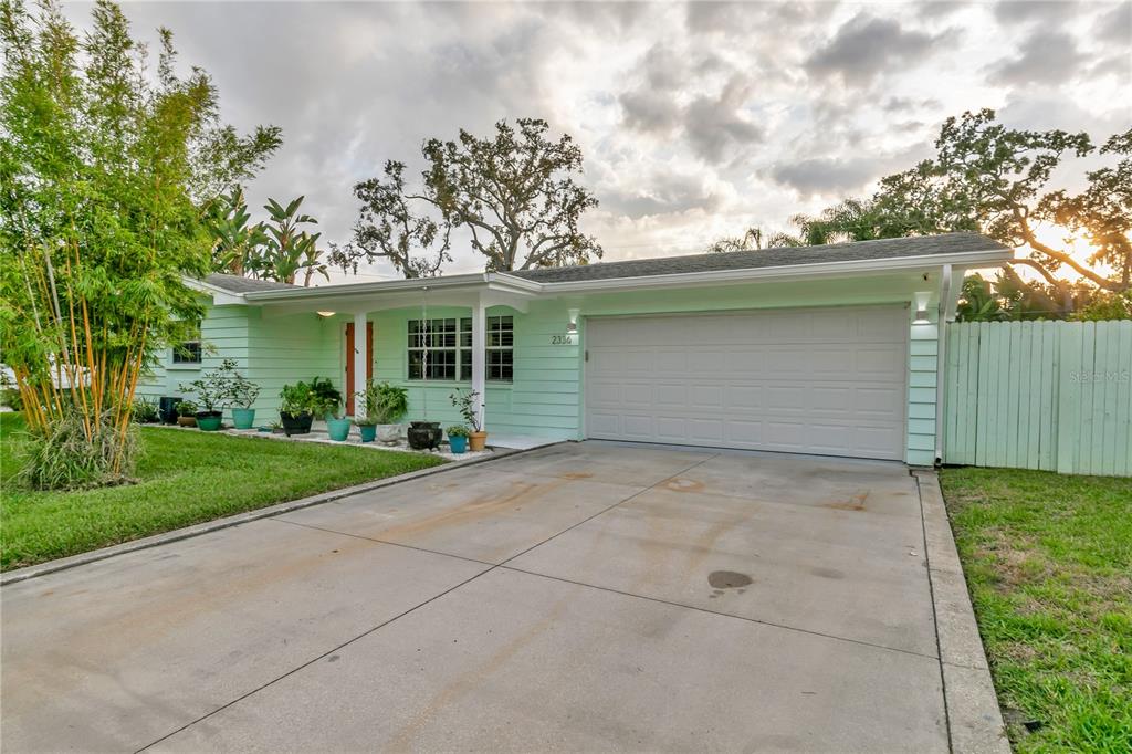 2336 MIDDLECOFF DRIVE