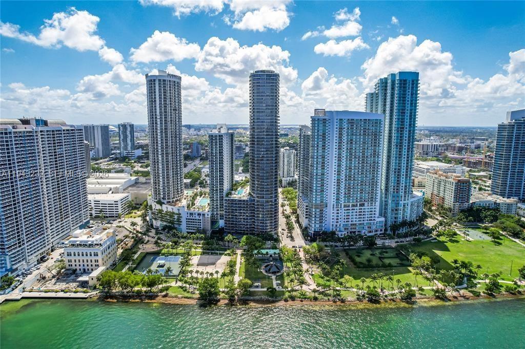 488 NE 18th St # 1708, Miami FL 33132