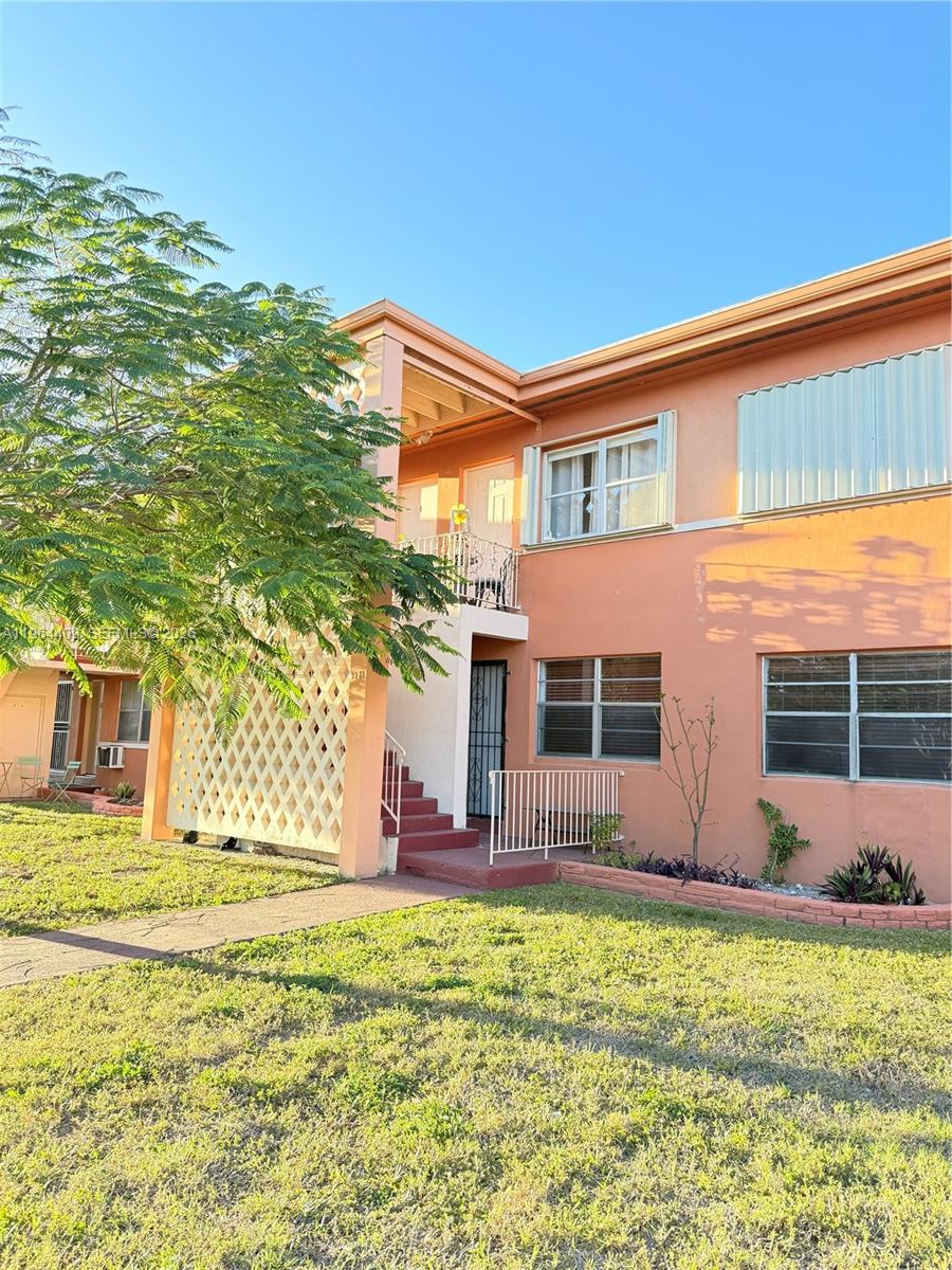 3411 SW 11th St # 3B, Miami FL 33135