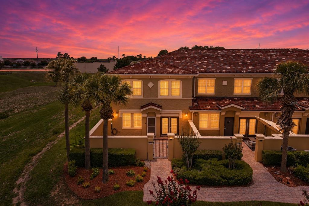 2828 BELLA VISTA DRIVE