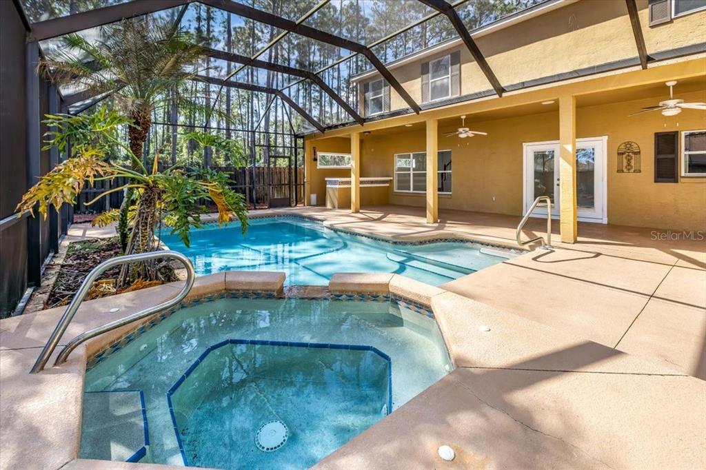 4 LAKE CHARLES PLACE, PALM COAST, FL — photo 2 of 30
