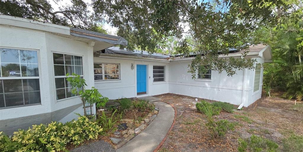 1840 GLENGARY STREET, SARASOTA, FL — photo 2 of 17