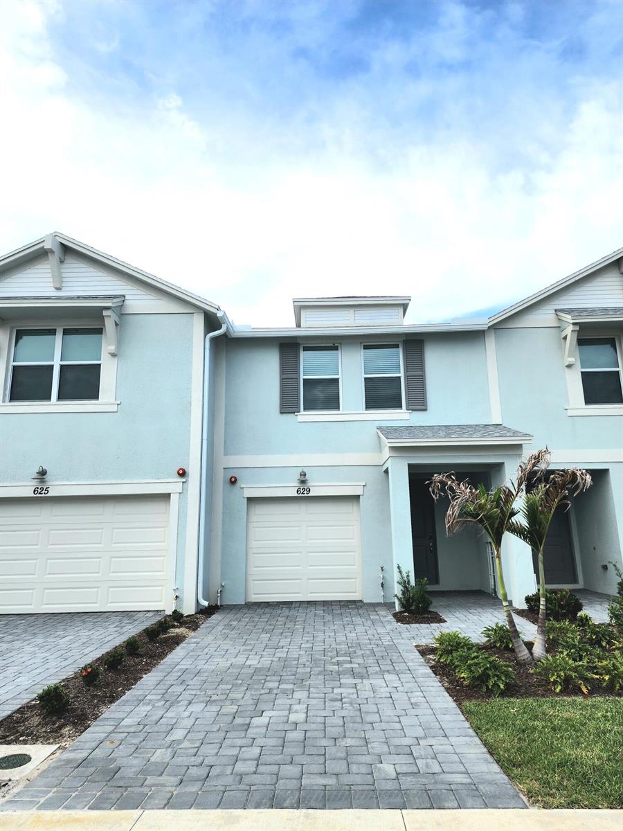 629 Salisbury Circle, Fort Pierce FL 34982