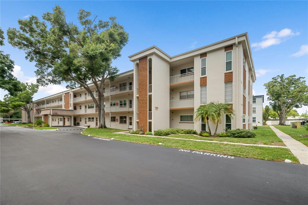 5880 38TH AVENUE N UNIT 109