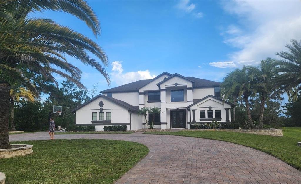 14333 BELLA LANE