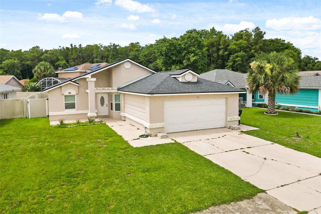 948 OCALA WOODS LANE