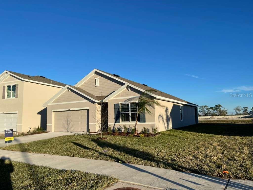8954 FORGE BREEZE LOOP, WESLEY CHAPEL, FL — photo 2 of 30