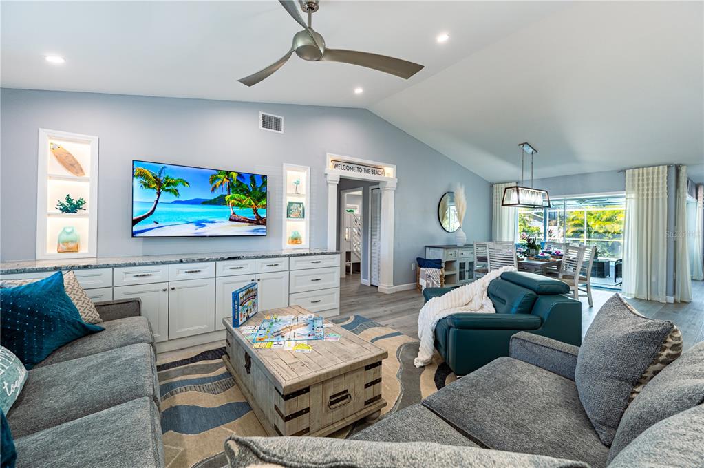 7410 2ND AVENUE NW, BRADENTON, FL — photo 5 of 30