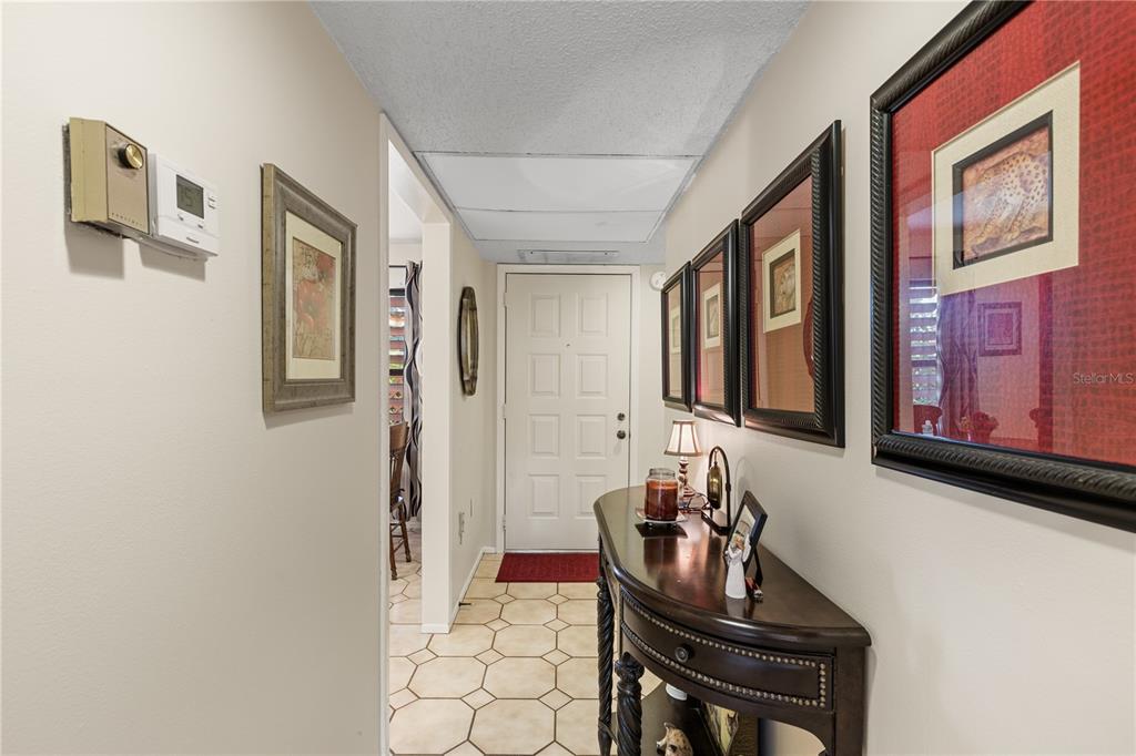 530 SPRING LAKES BOULEVARD, BRADENTON, FL — photo 4 of 29