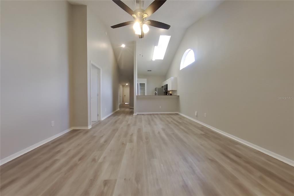 1623 CHATHAM CIRCLE, APOPKA, FL — photo 2 of 17