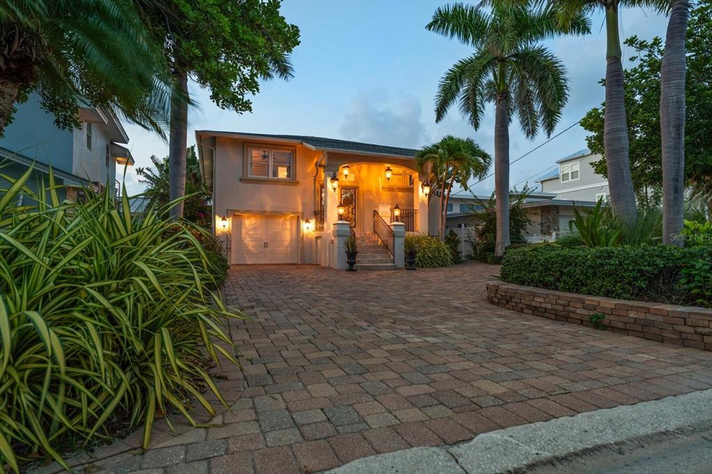 466 20TH AVENUE, INDIAN ROCKS BEACH, FL — photo 3 of 30