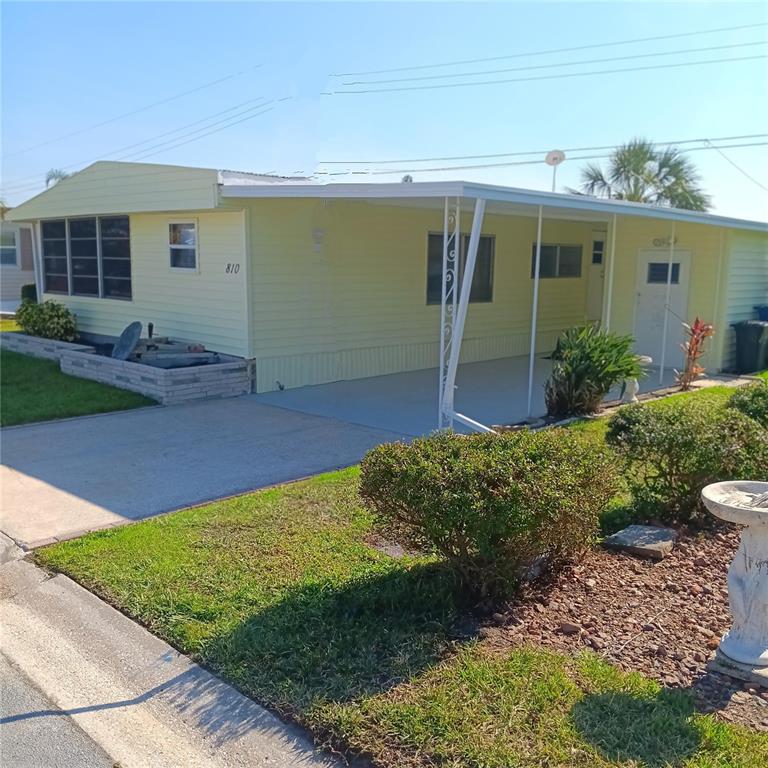 810 49TH AVENUE W, BRADENTON, FL — photo 3 of 30