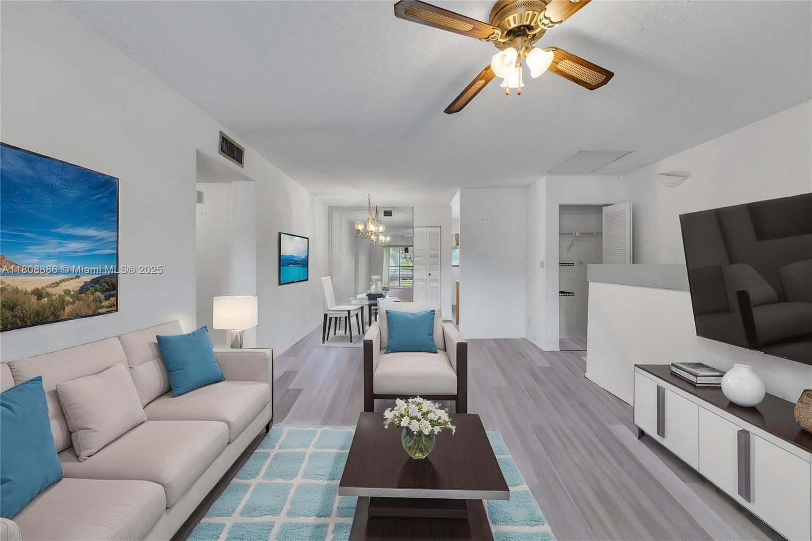 313 Gardens Dr # 203, Pompano Beach FL 33069