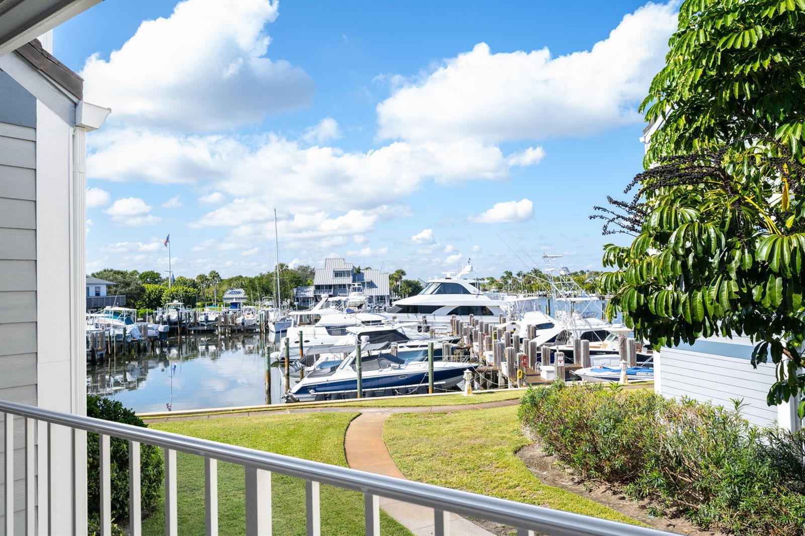 View — VERO BEACH, FL