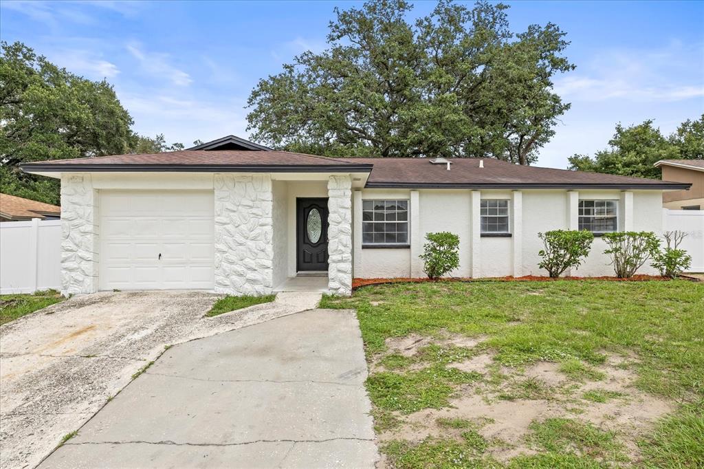 4410 LURLINE CIRCLE