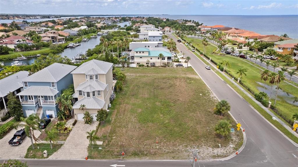 1342 APOLLO BEACH BOULEVARD S, APOLLO BEACH, FL — photo 5 of 11