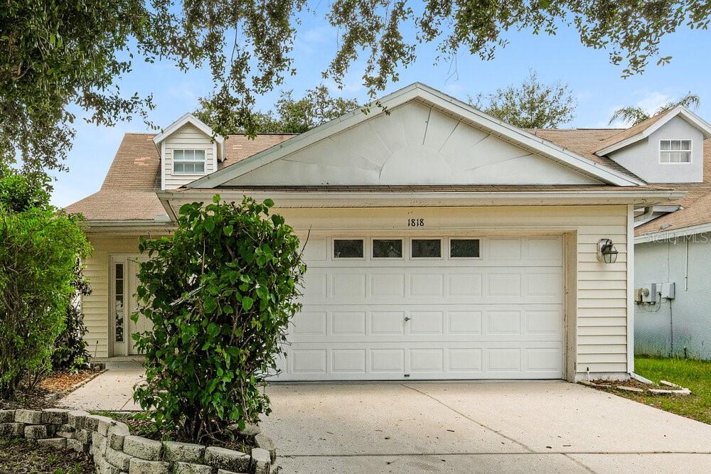 1818 HORSECHESTNUT COURT