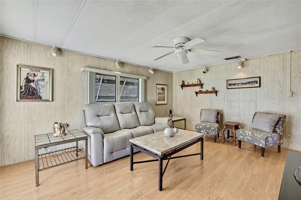 3141 NANTUCKET DRIVE, HOLIDAY, FL — photo 4 of 30