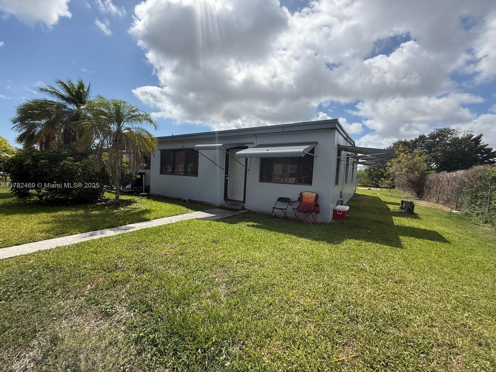 11840 SW 221st St, Miami FL 33170