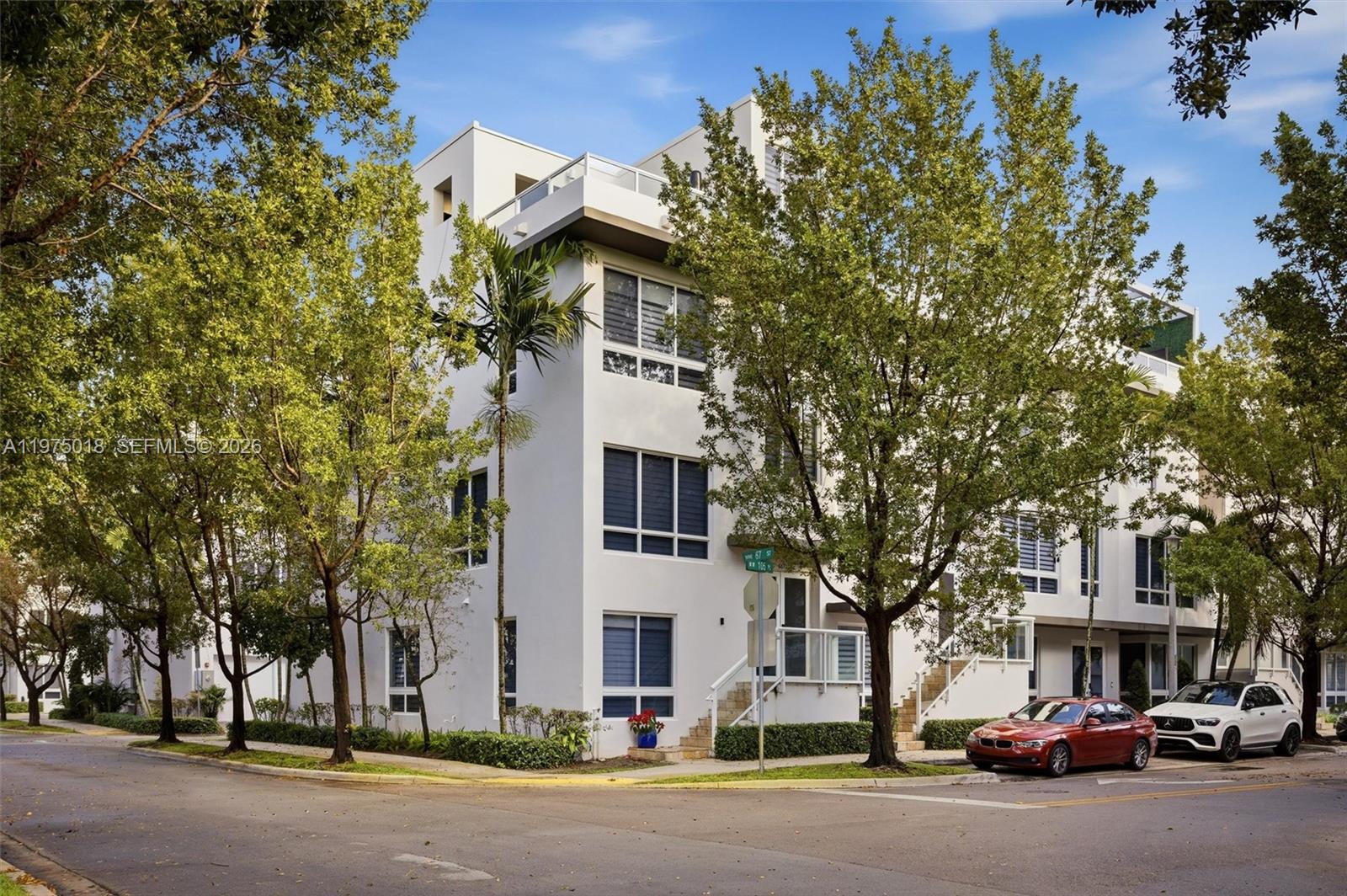 6671 NW 105th Pl # 6671, Doral FL 33178