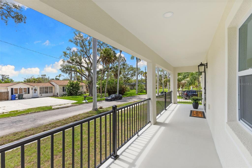 120 BROWN STREET, BRADENTON, FL — photo 4 of 30
