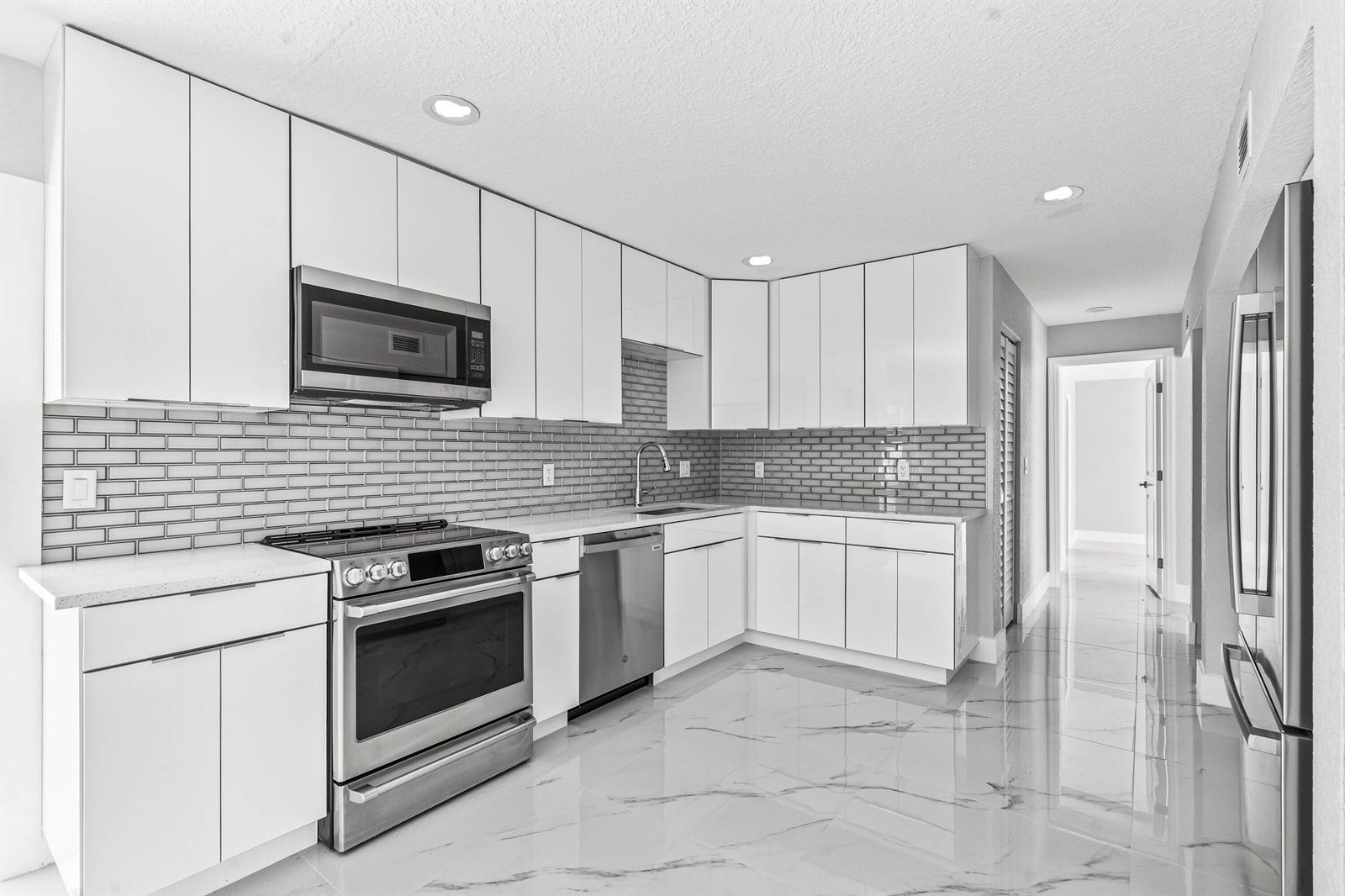 4412 Wilkinson Drive, Lake Worth FL 33461