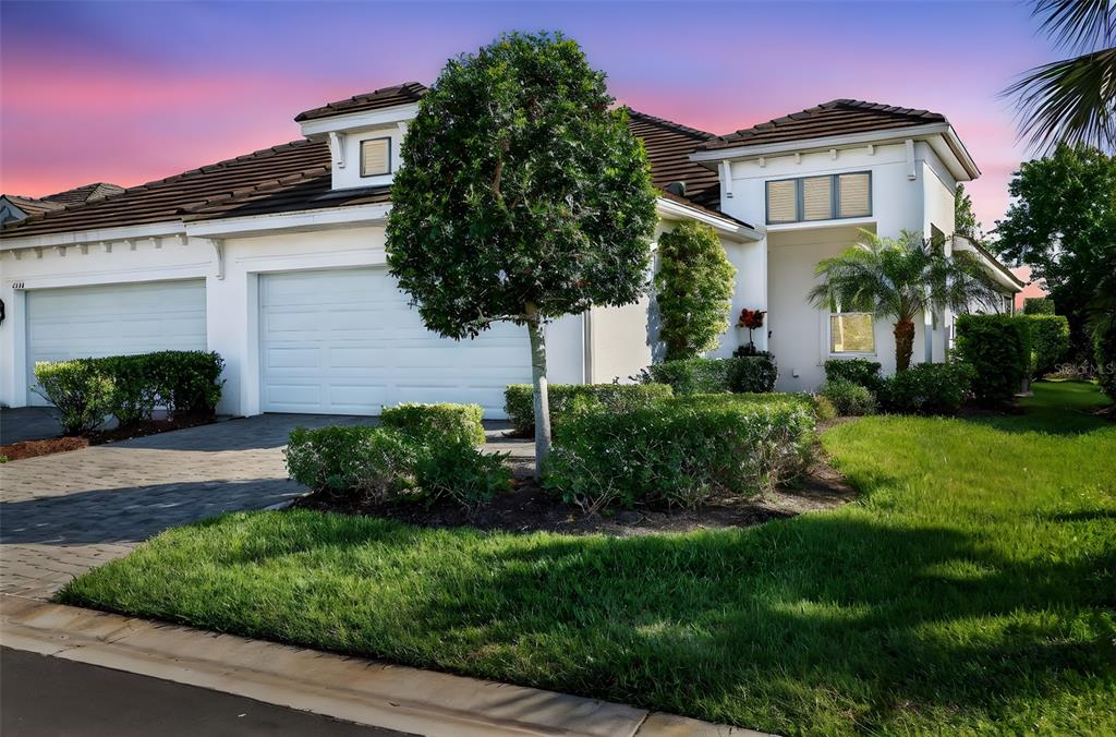 4412 STAR APPLE TERRACE