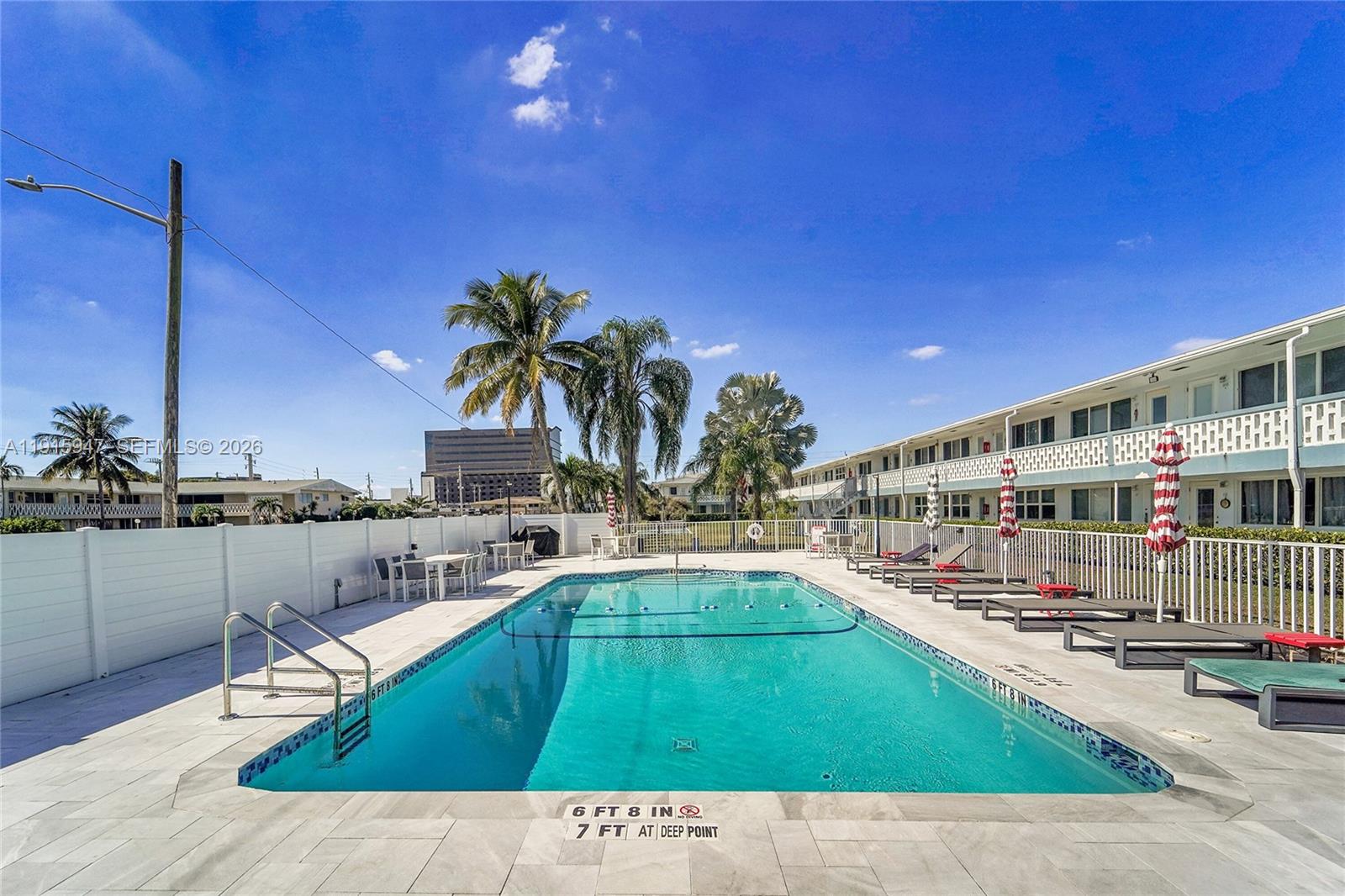 851 Atlantic Shores Blvd # 121, Hallandale Beach FL 33009