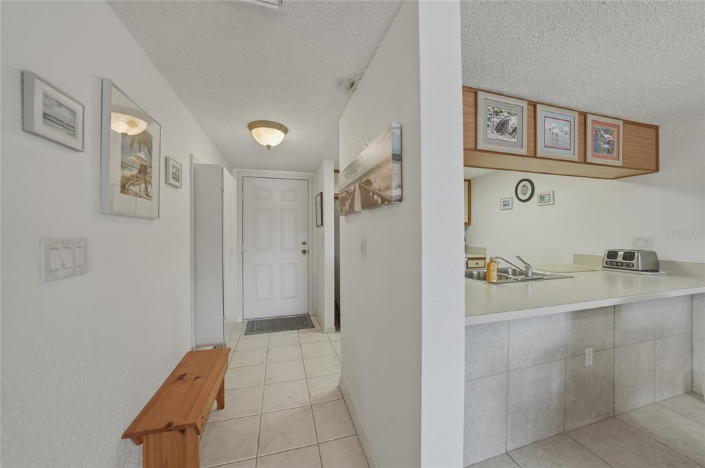 4000 OAKVIEW DRIVE UNIT L2, PUNTA GORDA, FL — photo 4 of 19