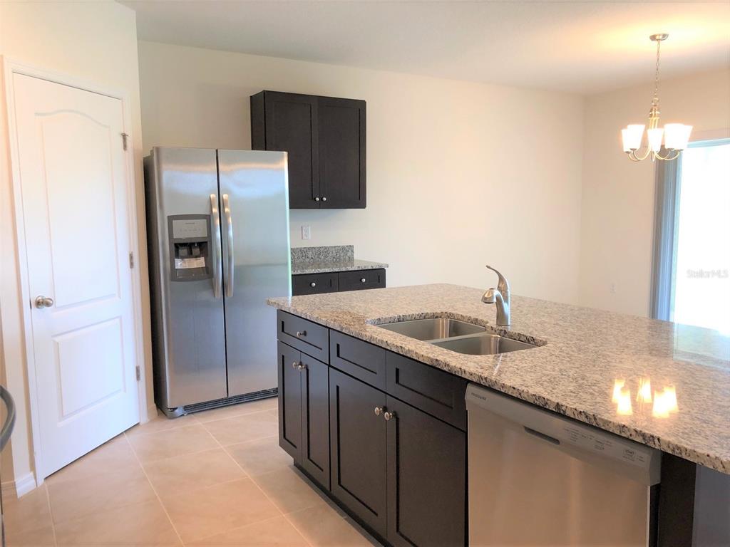 194 ST. THOMAS DRIVE, MULBERRY, FL — photo 5 of 25