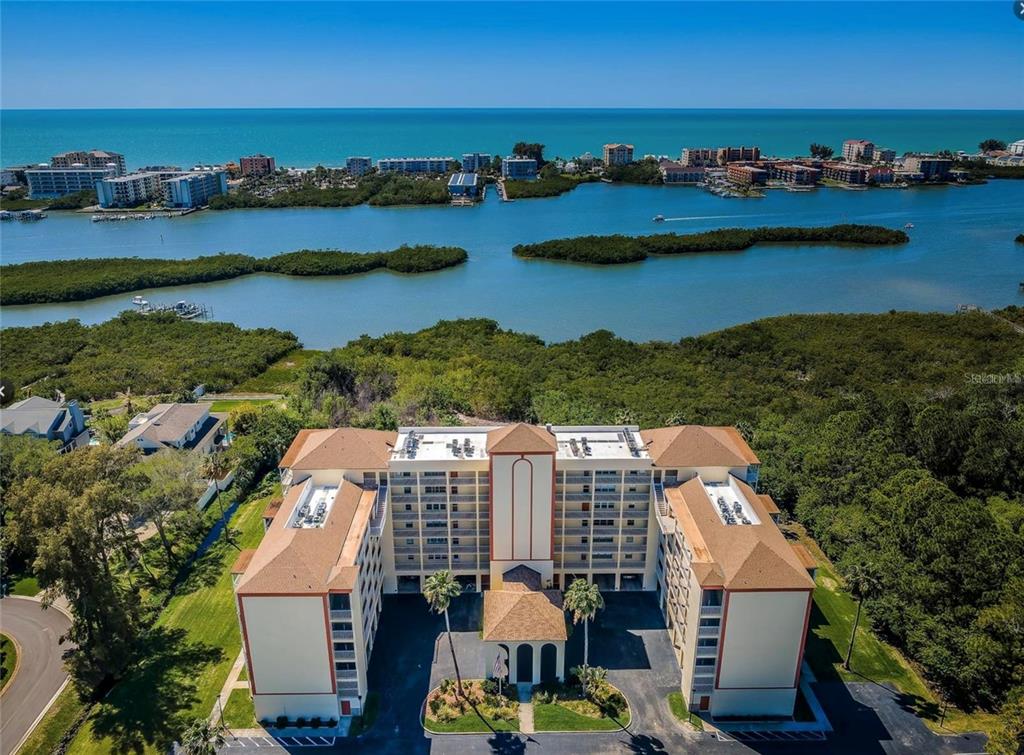 9000 COMMODORE DRIVE UNIT 302, SEMINOLE, FL — photo 4 of 21