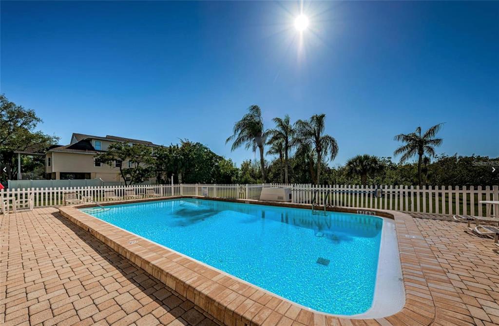 9000 COMMODORE DRIVE UNIT 302, SEMINOLE, FL — photo 5 of 21