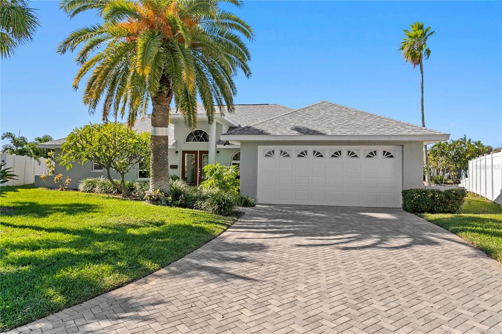 251 S ISLE DRIVE