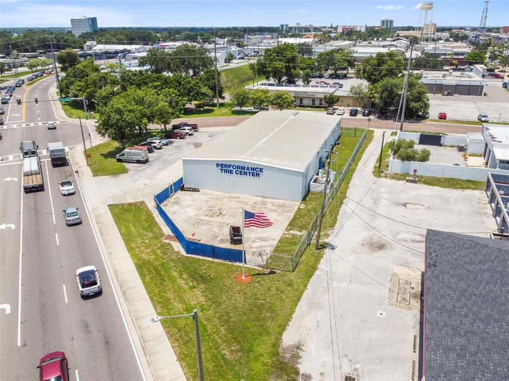 304 AVENUE E SW