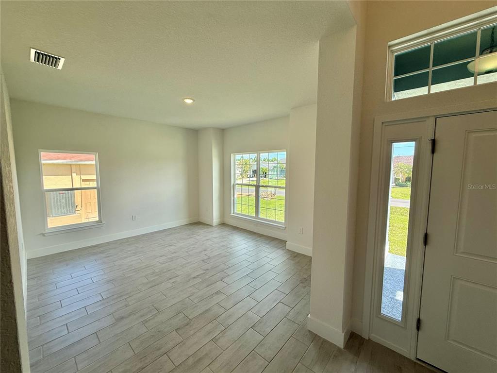 146 MARKER ROAD, ROTONDA WEST, FL — photo 3 of 25