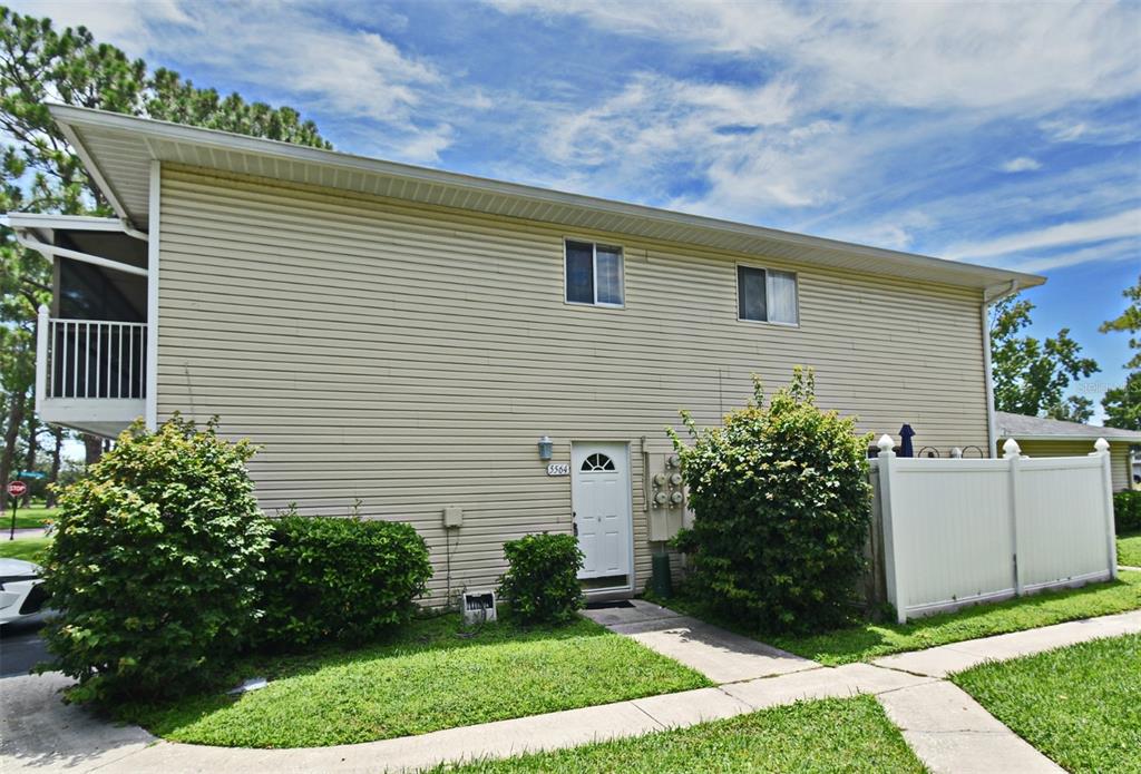 5564 SLASH PINE COURT UNIT 4