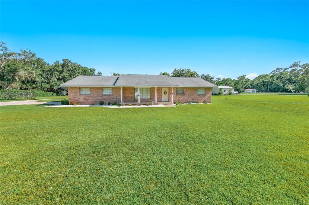 2041 HALIFAX DRIVE