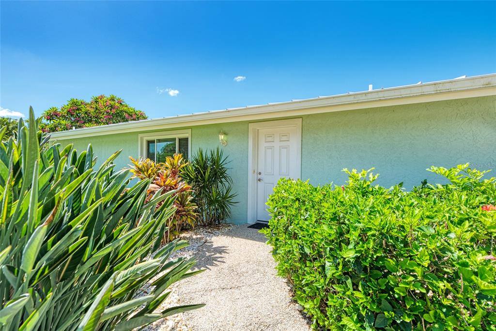 5577 CONTENTO DRIVE, SARASOTA, FL — photo 5 of 30