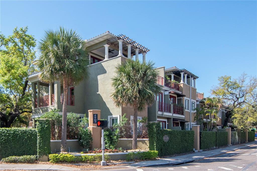 4907 BAYSHORE BOULEVARD UNIT 103