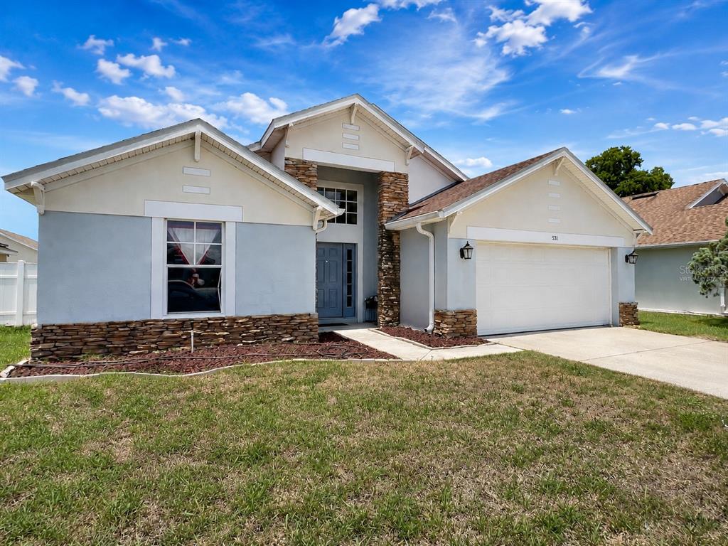 531 SILVER PALMS CIRCLE