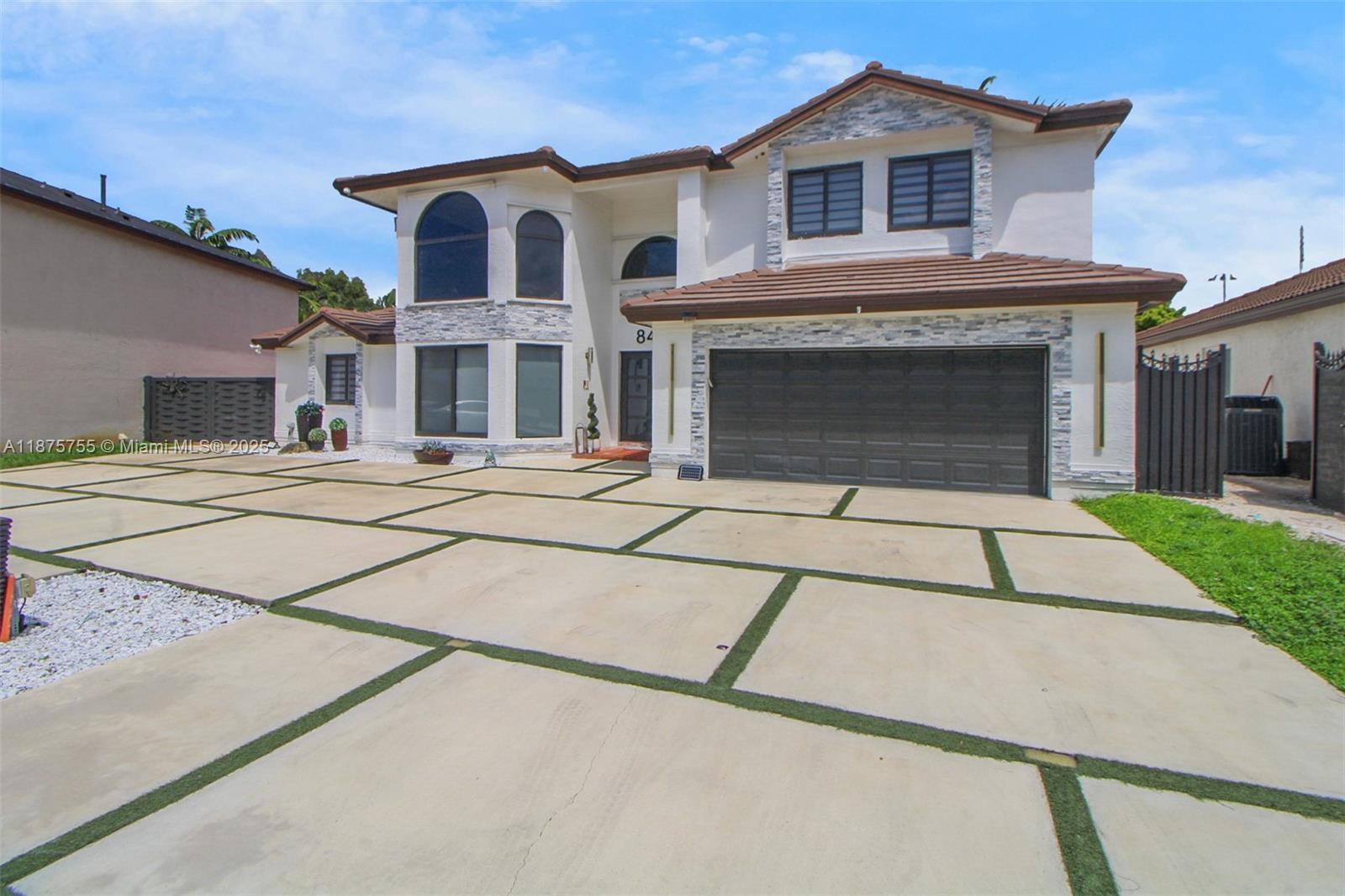 8467 NW 201st Ter, Miami FL 33015
