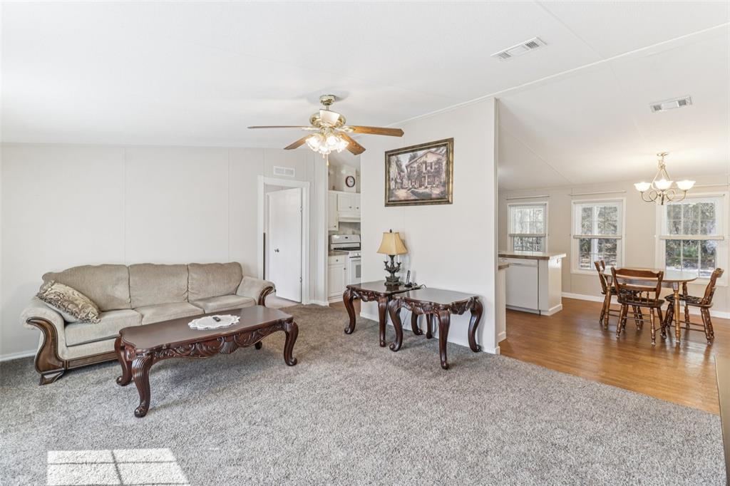 16180 NE 2ND LOOP, SILVER SPRINGS, FL — photo 4 of 21