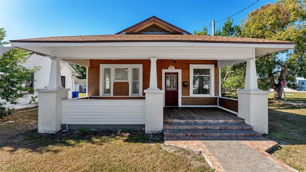109 BLUEFIELD AVENUE