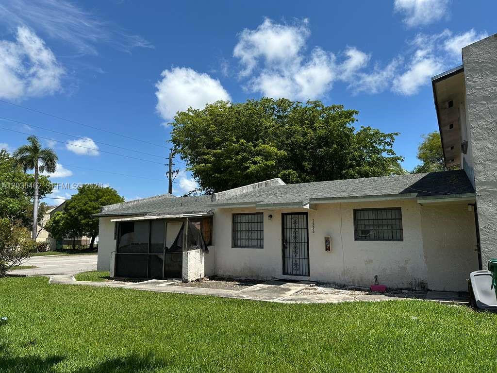 13963 NE 3rd Ct # D2, North Miami FL 33161